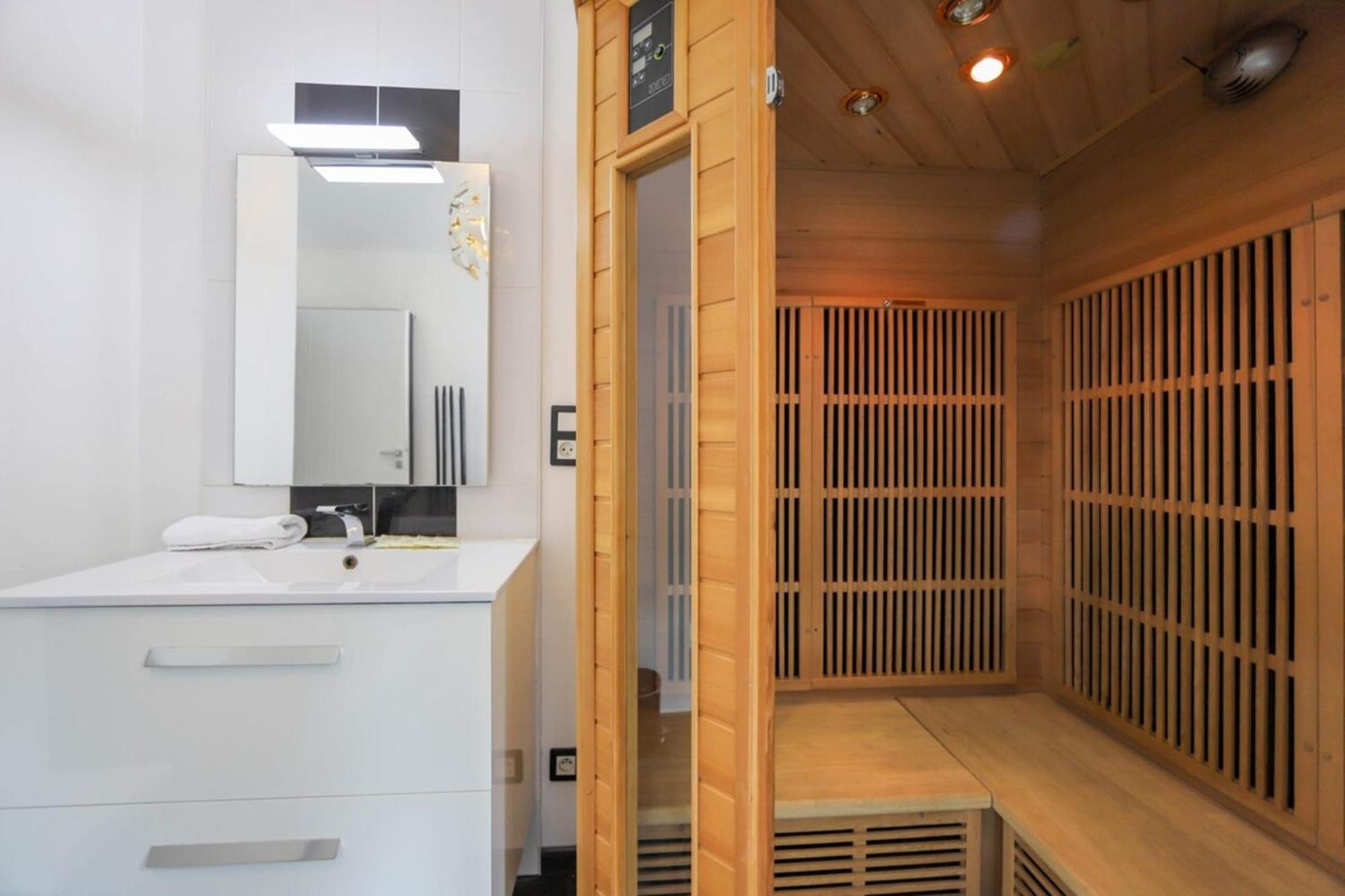 2 Bd Apartment With Sauna In The Center Of Annecy Kültér fotó